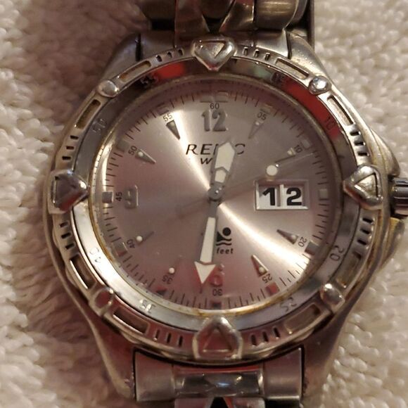 RELIC Wet ZR11450 Silver 40mm Analog Men's Watch ZR 11450 New Battery Wristwatch - Picture 2 of 8